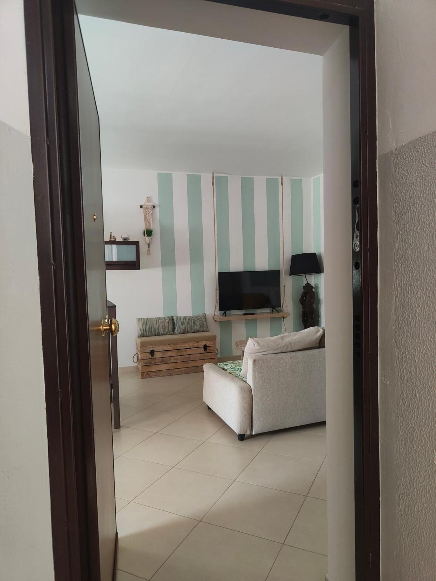 Titti'S Place Bari Esterno foto