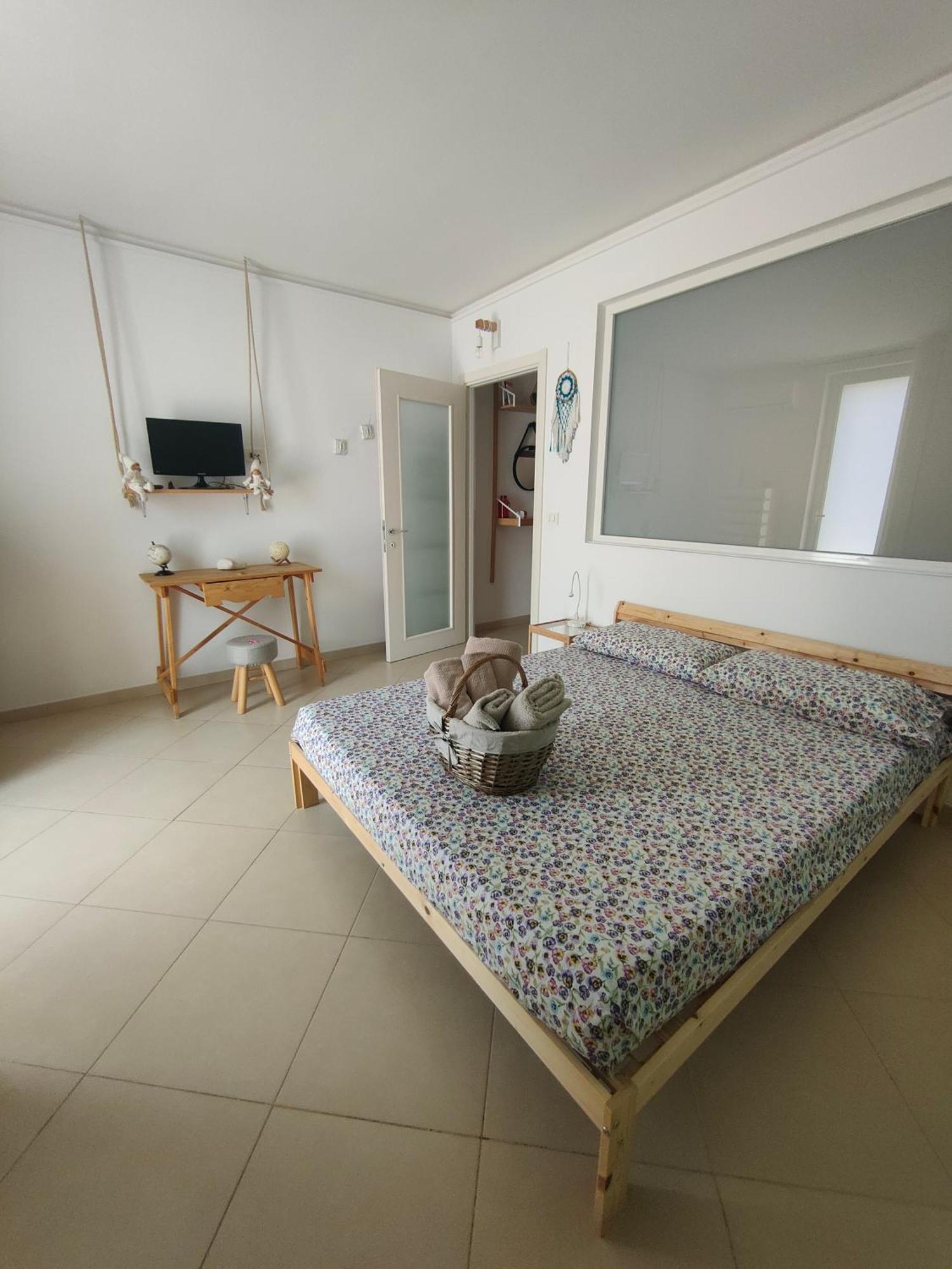 Titti'S Place Bari Esterno foto